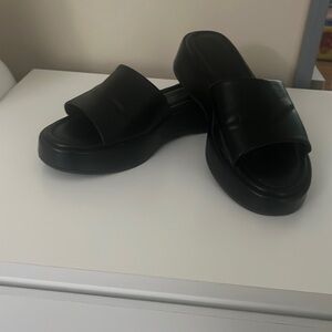 Used A New Day Sandal, size 9